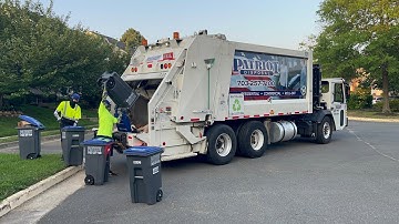 Patriot Disposal Battle Heil 5000 Garbage Truck Flying Through Recycling 