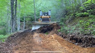 LIEBHERR 746 dozer