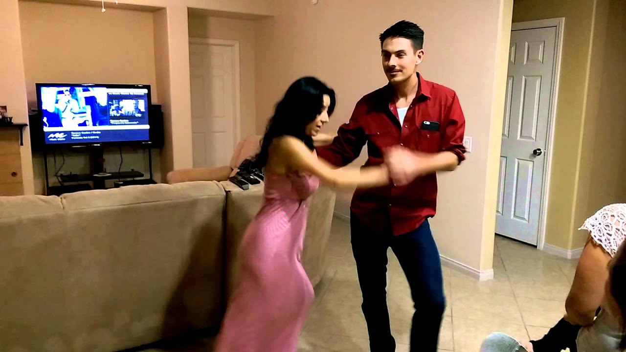 Guero (white boy) first bachata lesson with latina YouTube