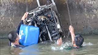 Thợ lặn Trục vớt máy xe sau tai nạn kinh hoàng