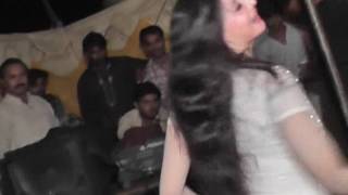 Aima khan dance