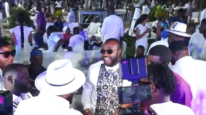 WATCH HOW FEMI ADEBAYO AND OTHERS WELCOME YOMI FASH AT K1 NEW YEAR FEST 2.0