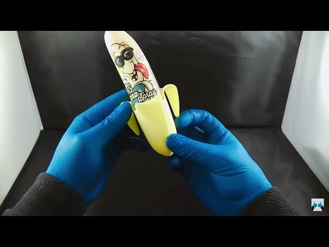 BONKERS BANANA SPRAY CANDY OPENING REVIEWING TESTING UK SNACKS DCTC ALIA KSI W2S MRGEAR