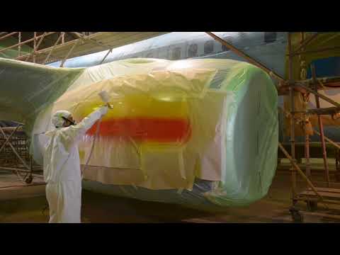 Watch Jet2.com and Jet2holidays’ 100th aircraft get a paint job