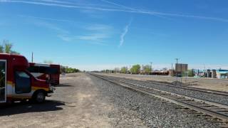 BNSF 2316 Roars Through Los Lunas, NM