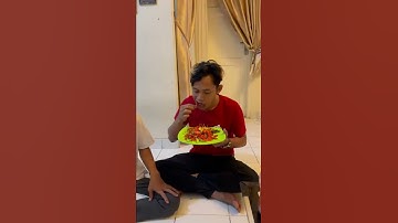 Thumbnail of Makan cabe rawit manis