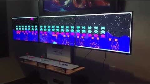 Voxel Invaders Reload Multi Screen Test