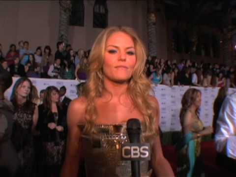 PCA Red Carpet Interview Jennifer Morrison