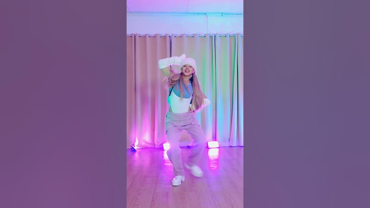 NewJeans 'OMG' dance cover #shorts NewJeans 'OMG' dance cover #shorts