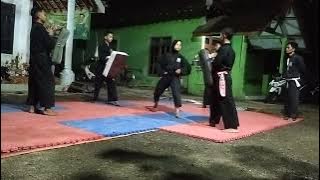 pencak silat - teknik tendangan bayangan