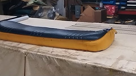 Showing and explaining the basics about auto Upholstery. Live uncut !