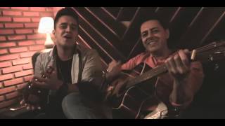 Mancini e Benatti Olha Eu Bebendo De Novo part Gusttavo Lima Clipe Oficial