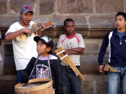 Nuevo NIÑOS CALLE MUSICOS, NIÑOS CALLE MUSICOS , Quito Old Town , Ecuador