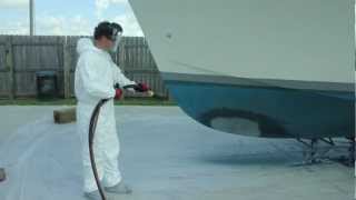 Fiberglass Boat Stripping with the Dustless Blaster