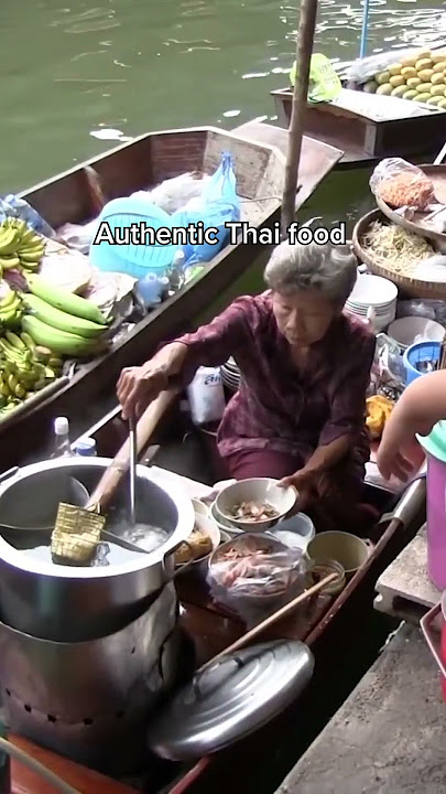 Visiting a FLOATING market?!