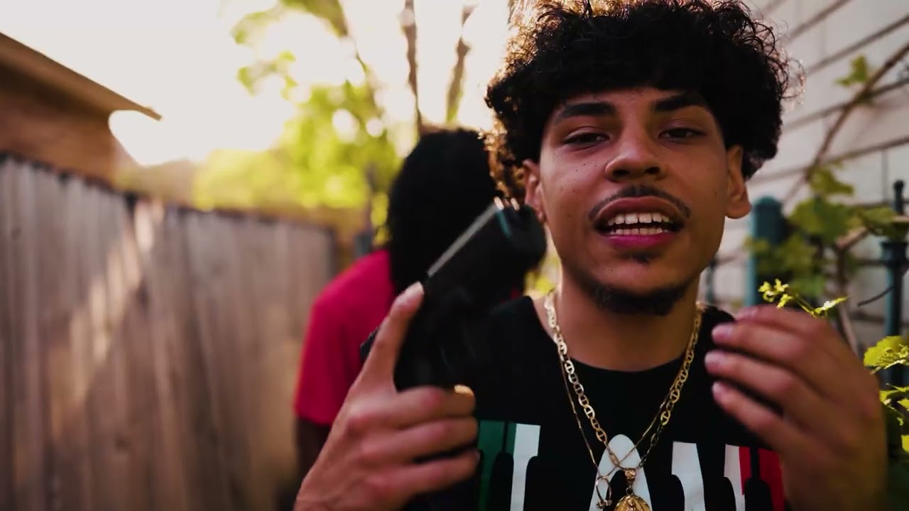 BabyMexico - Hang on Tight (Official Music Video)