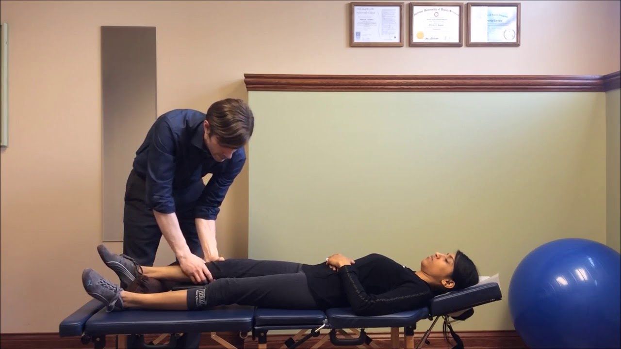 Runner's Knee Chiropractic Treatment St Charles IL White Oak Family