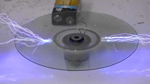 Awesome Video Shows CD Data Eraser Using 150,000 Volts of Electricity