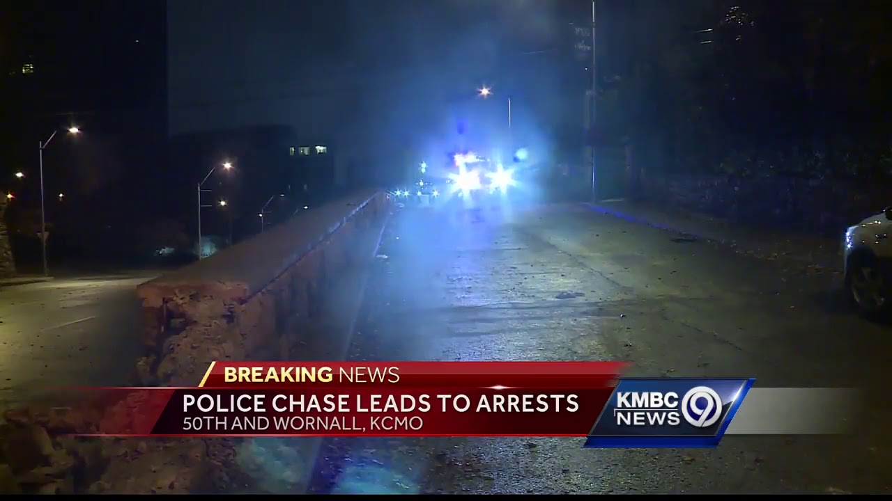 Police Chase Ends in Crash in KCMO - YouTube