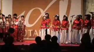 Traditional music -kokoronotomo -angklung and choir