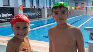 Babami Uykudan Kaldirdik Havuza Gi̇tti̇k Vlog