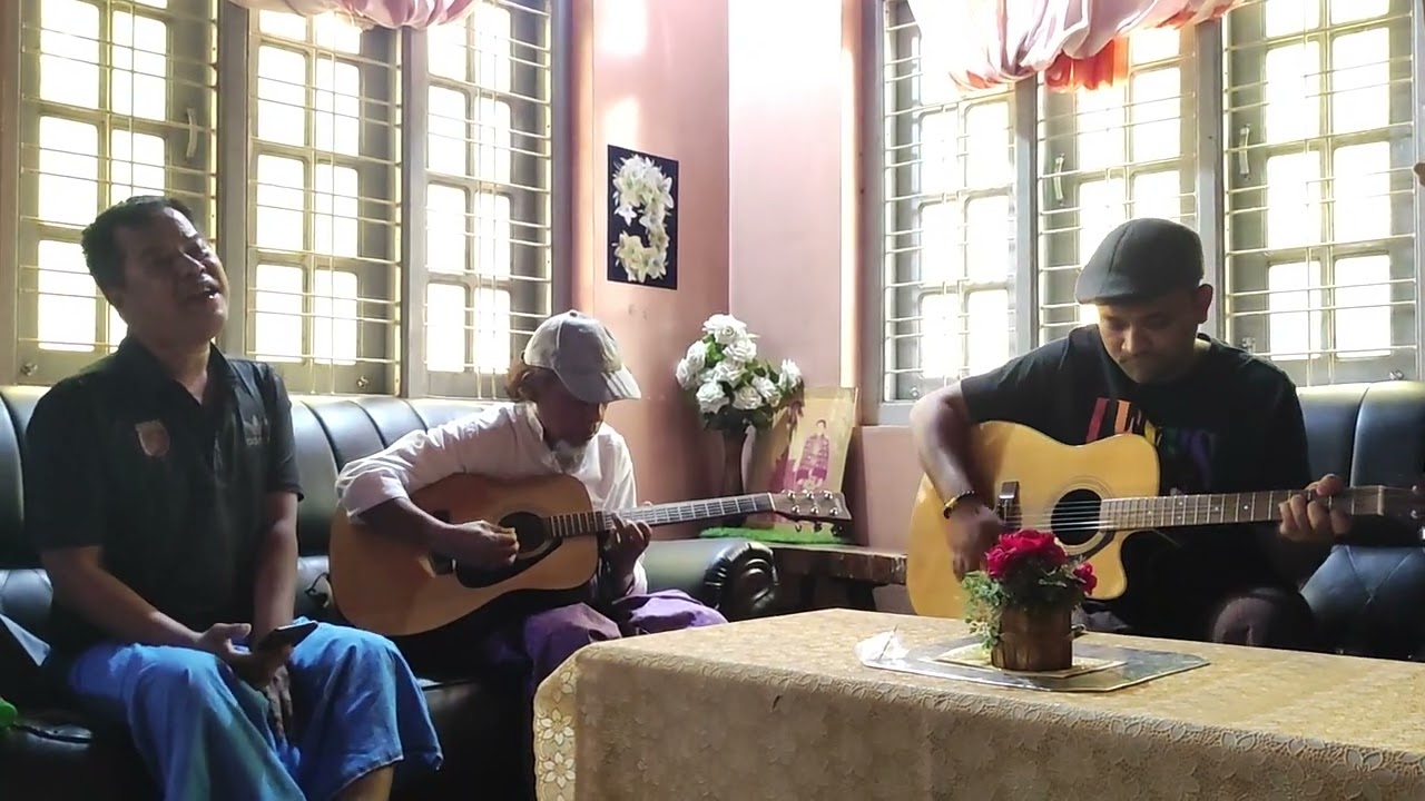 * ပန်းဆိပ်သင့်တဲ့လက် * မူရင်း..လွှမ်းမိုး Cover .. Uko