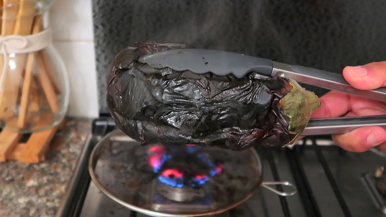 Berenjena Asada En La Hornilla De La Estufa Como Cocer / CHEF NAYE