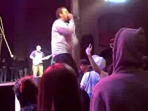 Regardez CDC - Ghetto Aint Hard, Ghetto is Hell sur YouTube Regardez CDC - Ghetto Aint Hard, Ghetto is Hell sur YouTube