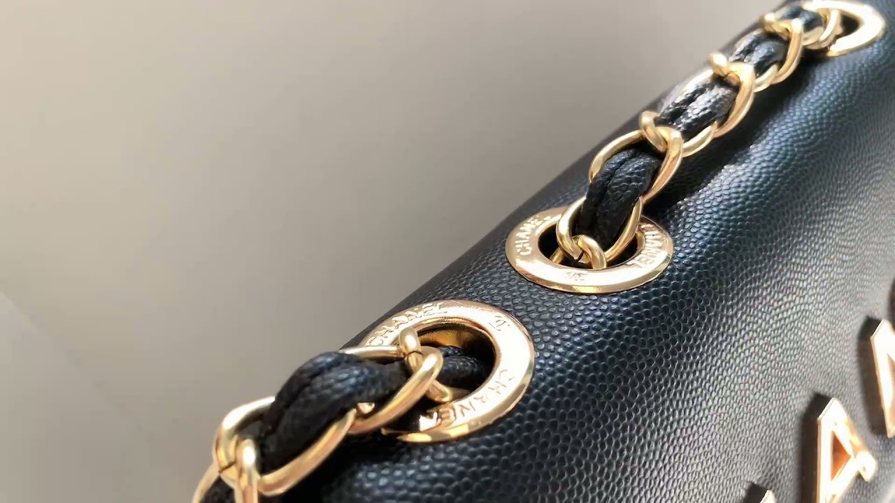 New Arrival Chanel Crossbody Bag/Shoulder Bag 21x17x6cm usd78 in free shippin g