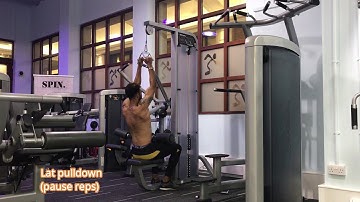Lat pulldown (pause reps)