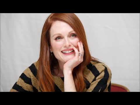 Julianne Moore  All Hot Photos Daily Celebrity Babes