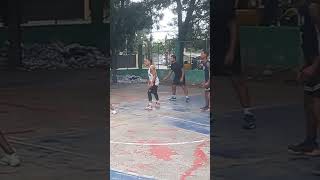 Alexi con su tiro como cobi🙆🏀💪🔥👍