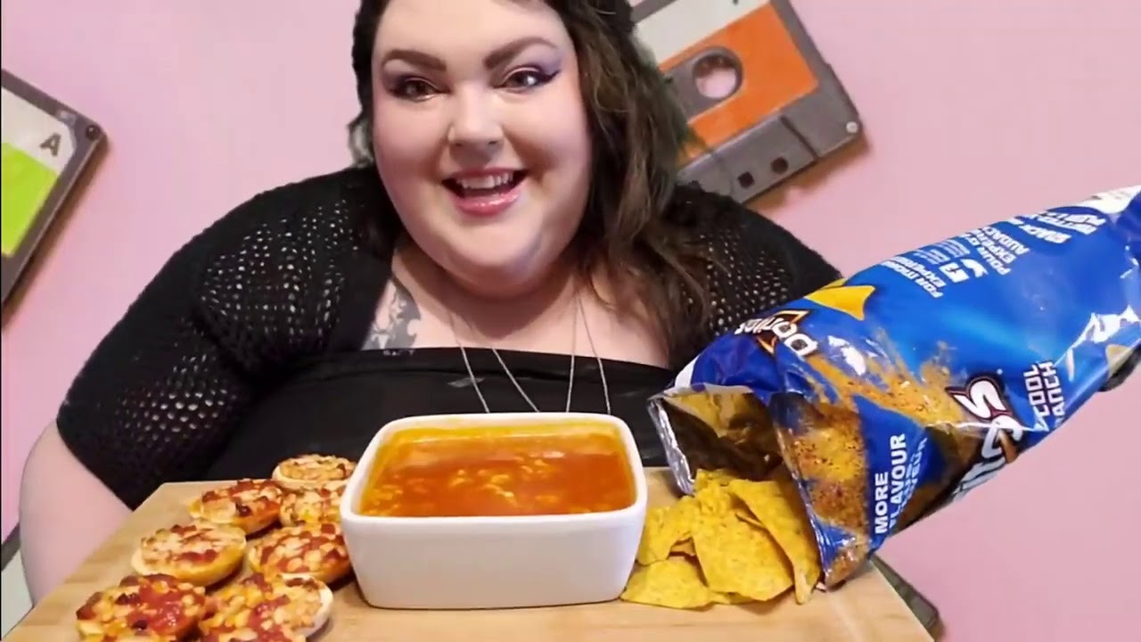 Chantal is stuck in a time machine and I cant get her out! - Time Warp Compilation