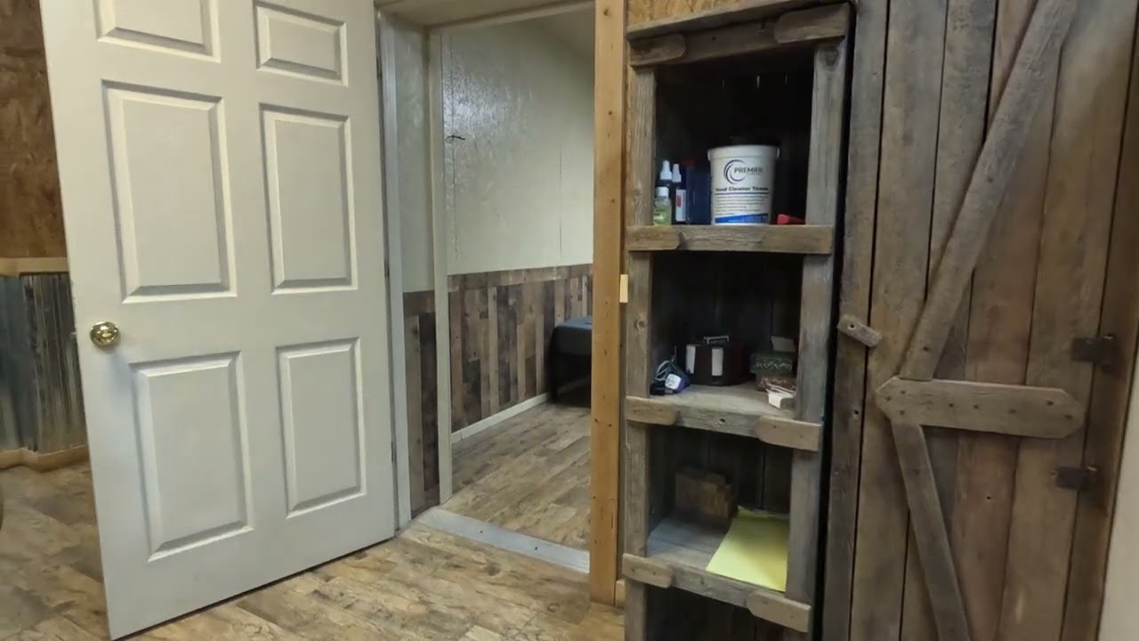 The lodging at Dos Plumas Ranch in Texas.