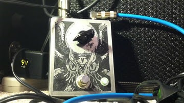 Dunwich Amplification Cthulhu Fuzz Pedal: Bass Demo