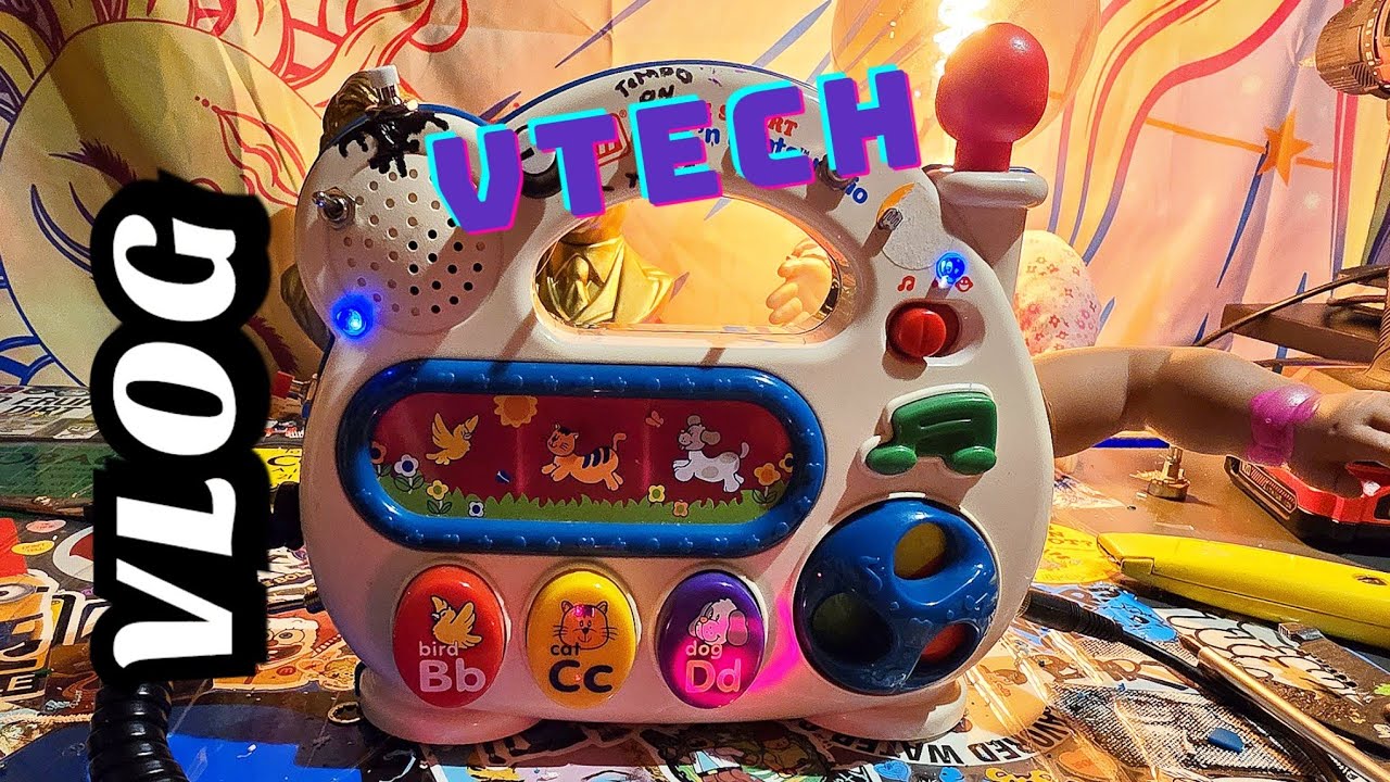 Circuit-Bending a Vintage Toy Radio 🔧