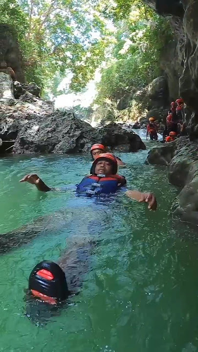 Spot Lompatan Batu Payung Green Canyon Pangandaran #bodyrafting #greencanyon #pangandaran #citumang