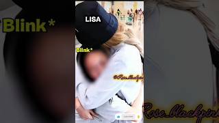 little fan for Lisa ❤️🩹🤯 #blackpink #fashionstyle #fashiontrends #blink