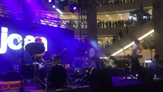 Joan - Drive all Night Live at ayala malls