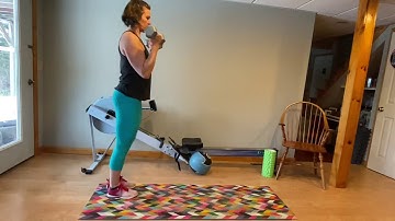 Alternating Forward Lunges with Bicep Curl