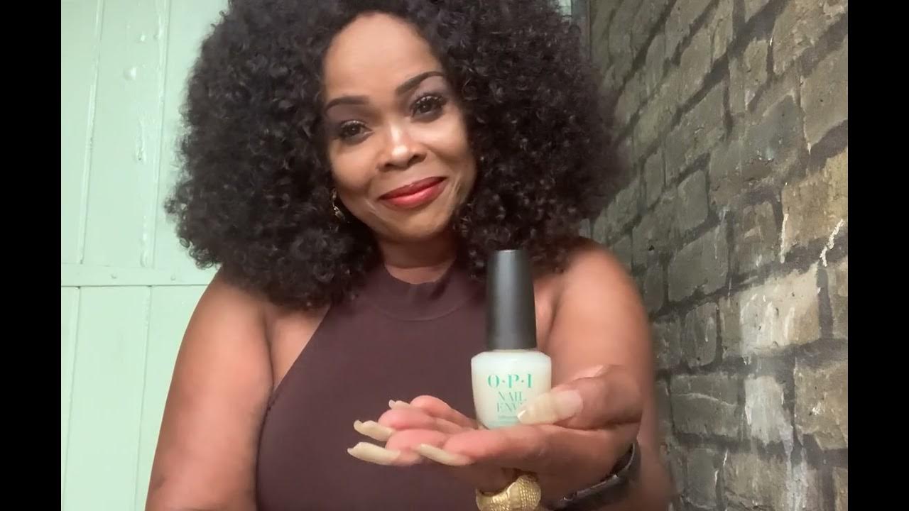O.P.I NAIL ENVY NAIL STRENGTHENER . It Helps Your Natural Nails To Grow