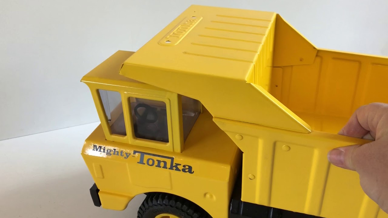 1965 Mighty Tonka Dump Truck