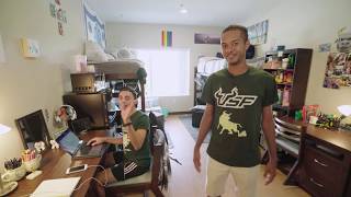 Take a tour of our brand new usf residence hall, summit! get sneak
peek the rooms, study spaces and special amenities available for
residents. this hous...