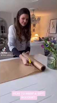 How to gift wrap a bouquet of flowers