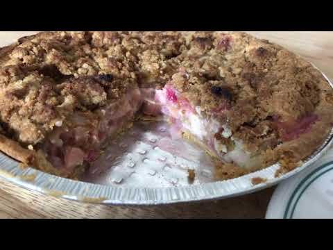 Video: Paano Gumawa Ng Isang Layered Rhubarb Pie