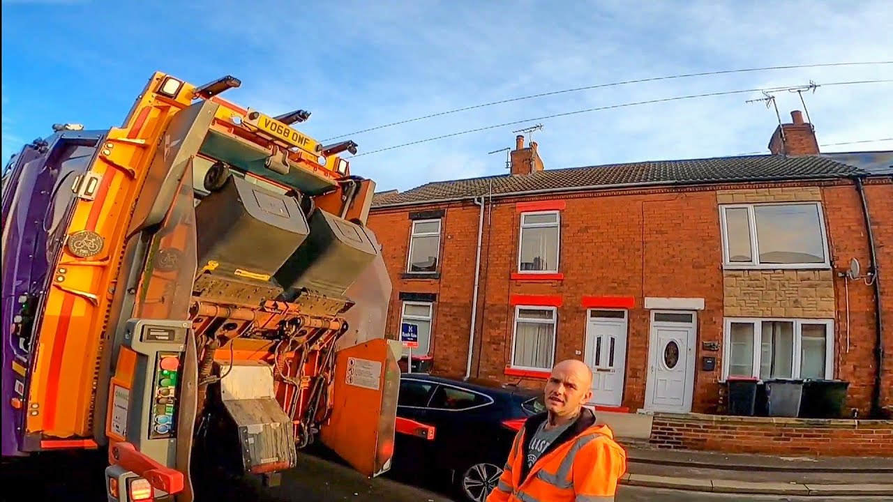 POV Dennis Elite 6 Refuse Truck on GMP/Black bins, OWF