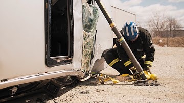 Paratech Standard Vehicle Stabilization Kit - Contents & Deployment