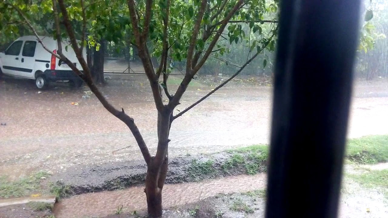 Tormenta en Villa San Agustín. Valle Fértil. 07/feb/20