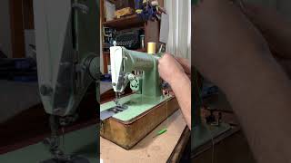 How To Thread a 1958 Vintage Singer 185J Sewing Machine How To Thread a 1958 Vintage Singer 185J Sewing Machine