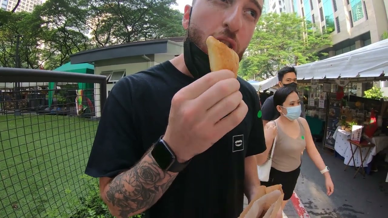 I Food Tasted at Salcedo Market in Makati, Philippines 🇵🇭